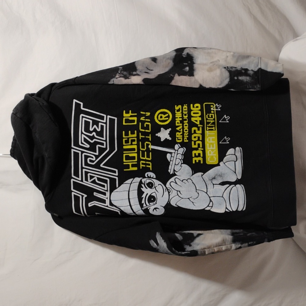 (D-8) SALE! RARE! Market House Of Design China Market Well Made Thick Hoodie